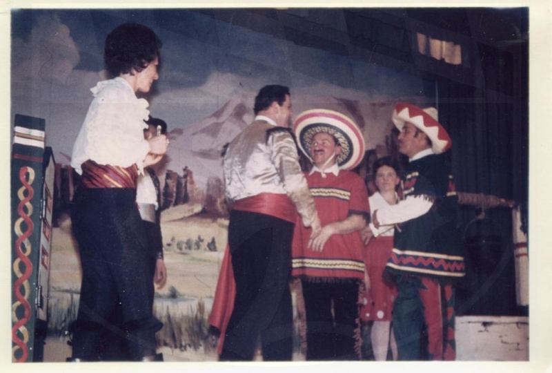 Datei:MB Mathilde Heinz Hans Uta Alfred.jpg